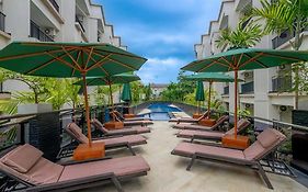 Cross Vibe Paasha Atelier Bali Kuta